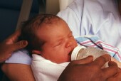 HealthDay news image for article titled: Frequent Feedings May Be Making Babies Fat