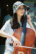 Stephanie Kira Dye playing the cello