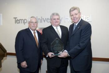 Congressman Brady receives the Making an Impact Award for his service to injured, unemployed and homeless vets.