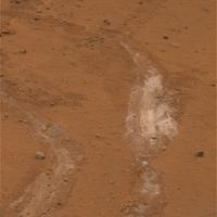 This image shows silica-rich soil found by Spirit