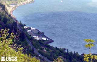 Spring Creek National Fish Hatchery - Columbia River.