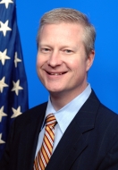 photograph of Thomas B. Valuck, MD, MHSA, JD