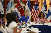 Date: 05/31/2009 Description: Over 40 women participated in a roundtable discussion with moderators Secretary Clinton and Salvadoran Foreign Minister Argueta on May 31 at the Foreign Ministry in San Salvador. The forum provided an opportunity to discuss women's essential role in recovering from the economic crisis and methods to combat the scourge of poverty and insecurity in the region.  © Photo by Salomon Vasquez, U.S. Embassy San Salvador
