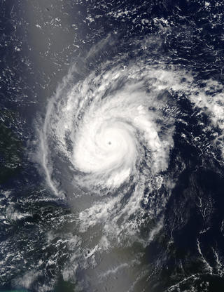 Hurricane Frances on 2004 Aug 27 16:40 UTC.