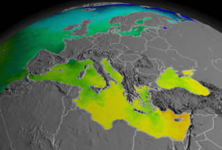 This animation shows a 32-day moving average of SST data spanning July 4, 2002 to October 23, 2006.  The animation starts over Europe, pans across the Atlantic, and settles in over the Gulf Stream.