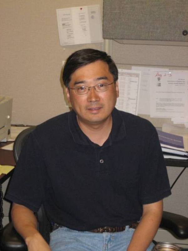 photo of r chen