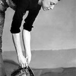 Stain Painter Helen Frankenthaler Dies at 83