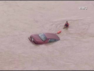 WATCH: Floods ravage Memphis after record rain