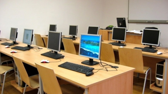 A photo of a computer lab classroom. 