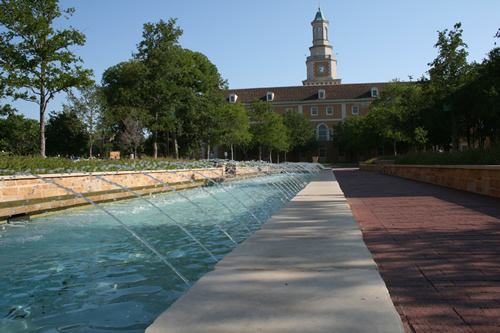 fountain-campus