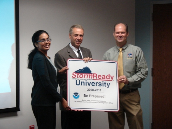 Presentation of StormReady Sign at FAU