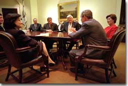 President Bush and Laura Bush meet with leaders of service organizations at the White House Monday, July 2. WHITE HOUSE PHOTO BY ERIC DRAPER