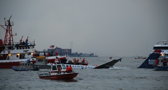 boats in hudson river