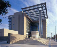 A picture of the Lloyd George Federal Building in Las Vegas, Nevada.