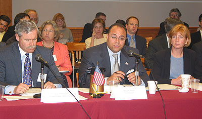 Dennis J. FitzSimons, President and COO of Tribune Company and MSRC Chairman; Michael K. Powell, FCC Chairman; Marsha J. MacBride, FCC Chief of Staff