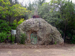 Cooney's tomb