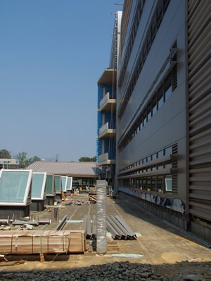 Engineering and Physics Lab September 2006