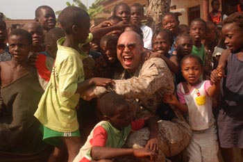 (MONROVIA, Liberia, March 27, 2008) Sea-based Marines deliver humanitarian supplies to Liberians 