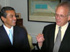 Rep. Berman meets with Los Angeles Mayor, Antonio Villaraigosa, to discuss the carpool lane on I-405.