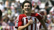 Chivas USA defeats New England, 2-0