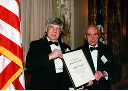 Stephen J. Gould, 1999 Recipient and  David Perlman, Chair, NSB Public Service Award Advisory Committee