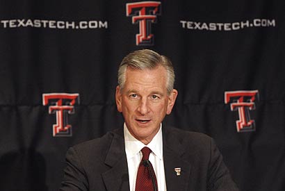 While new Texas Tech coach Tommy Tuberville's first recruiting class included prized quarterback recruit Scotty Young of Denton Ryan, it emphasized defense.