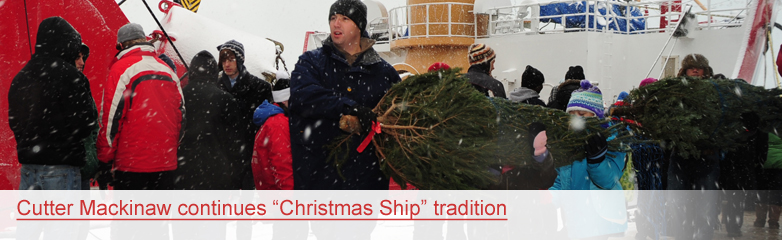 Cutter Mackinaw continues Christmas Ship tradition