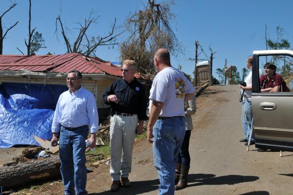 FEMA officials meet with citizens impacted by the April 27 tornado.