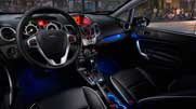 Available ambient lighting illuminates the interior with color, in both the front and rear footwells. It also lights the cupholders, which makes them easier to locate when you’re driving at night. The driver or front-seat passenger can select from one of seven colors: red, blue, purple, orange, aqua, white or yellow-green. The choice is yours.