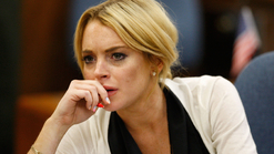 Former Clinic Worker Sues Lohan