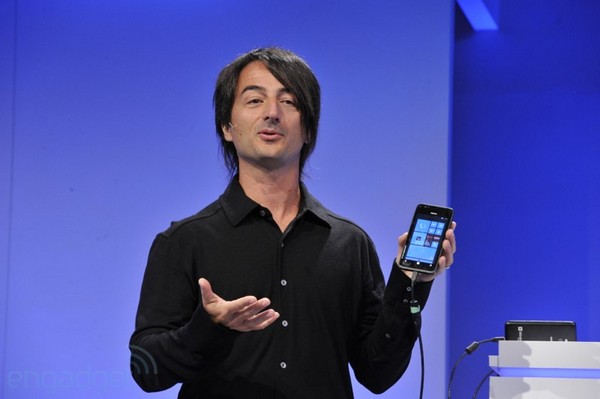 Editorial Engadget on Windows Phone 8