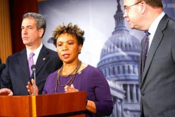 Barbara Lee Discusses Afghanistan policy during Hill press conference