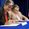 Secretary Napolitano forges a law enforcement partnership. 