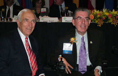 Senator Lautenberg joined Daniel Jara, President and CEO of the Statewide Hispanic Chamber of Commerce, to speak at the Chamber's 16th Annual Convention in Newark. (October 20, 2006)