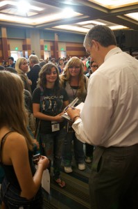Duncan talks with students at the University of Nevada Reno
