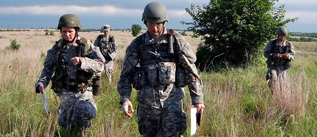 Become a leader as a National Guard officer.