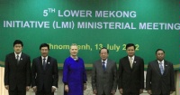 Date: 07/13/2012 Description: From left: ASEAN Director General Arthayudh Srisamoot of Thailand, Vietnamese Foreign Minister Pham Binh Minh, U.S. Secretary of State Hillary Rodham Clinton, Cambodian Foreign Minister Hor Namhong, Laotian Foreign Minister Thongloun Sisoulith and Myanmar Foreign Minister Wunna Maung Lwin pose for photographs during the 5th Lower Mekong Initiative (LMI) Foreign Ministers Meeting in Phnom Penh. © AP Image