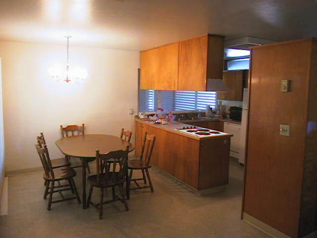 Picture: North Bend Recreational Lodging Dining Area