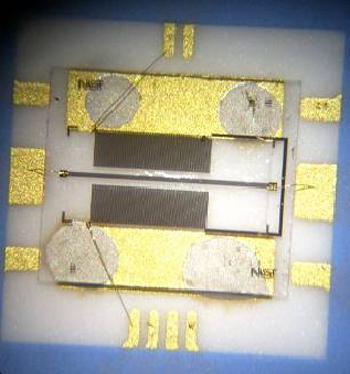 Quartz-based multijunction thermal converter.