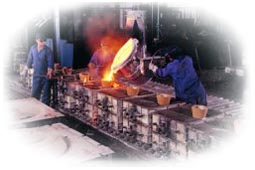 picture of workers in metalcasting factory