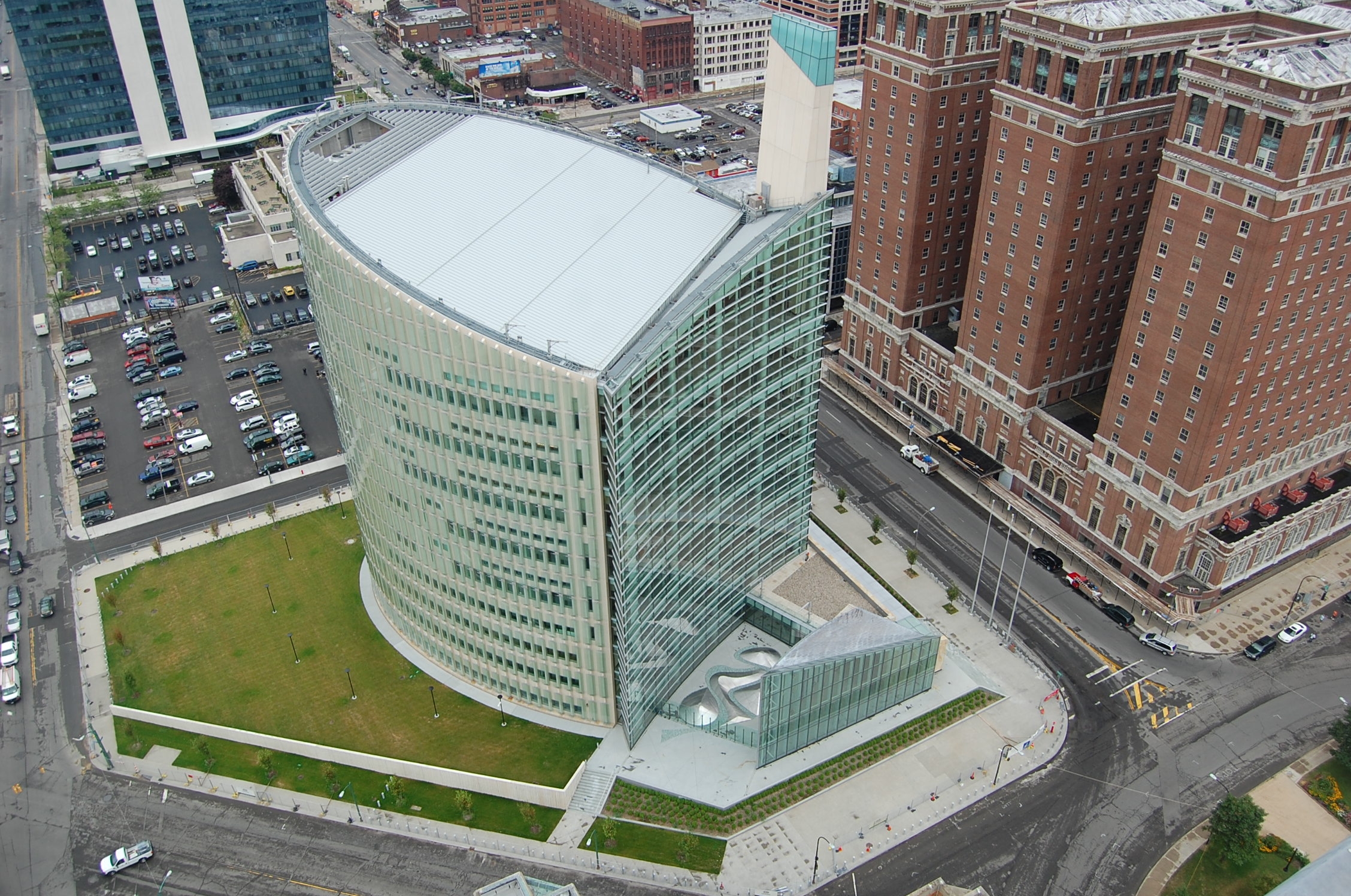 Photo of Buffalo Courthouse from City Hall