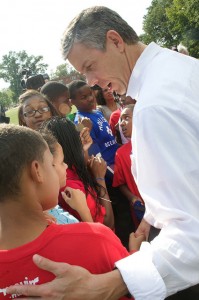 Secretary Duncan talks with students at Henderson Middle School in Richmond, Va. Official Department of Education photo by Joshua Hoover.