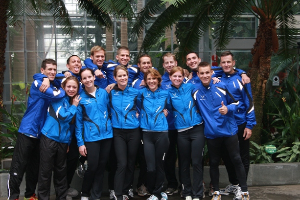 The 2009 Armed Forces Men's and Women's Marathon Gold Medal Teams -
Air Force 
