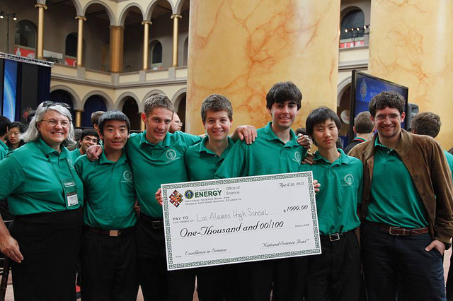 Science Bowl Winners Go to Nationals