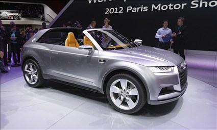 Audi Rolls Out A3 Hot Hatch in Paris(© Richard Dredge - Microsoft/Magic Car Pics)