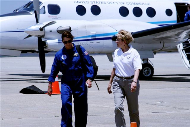 Dr. Lubchenco On the Tarmac After a Flyover of the Deepwater Horizon Spill