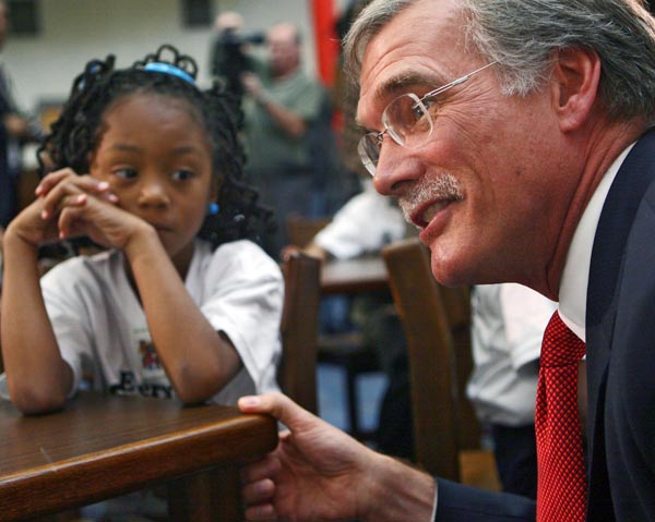 St. Louis - Director Groves with students