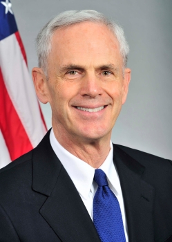 Official portrait of Secretary Bryson