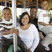 Mikey Weathersby, liver recipient, and family image.