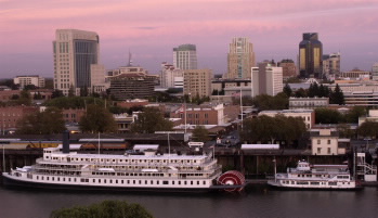 \1_Sacramento USEAC\Pictures\Sacramento Skyline-Sacramento Convention & Visitors Bureau.jpg